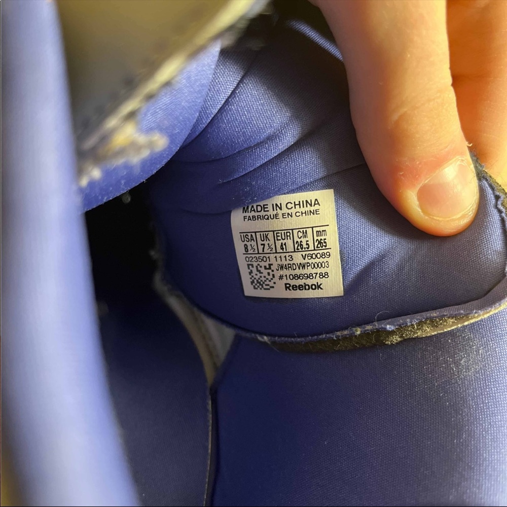 Reebok Pump - Picture 7 of 9